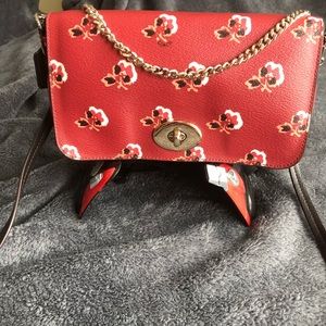 Coach small Purse! Beautiful for spring !